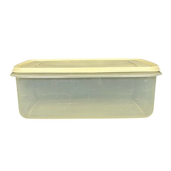 Rubbermaid Servin' Saver 8 Vintage Rectangular Container Almond Lid - Picture 1 of 10